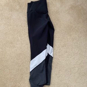 nike cropped leggings